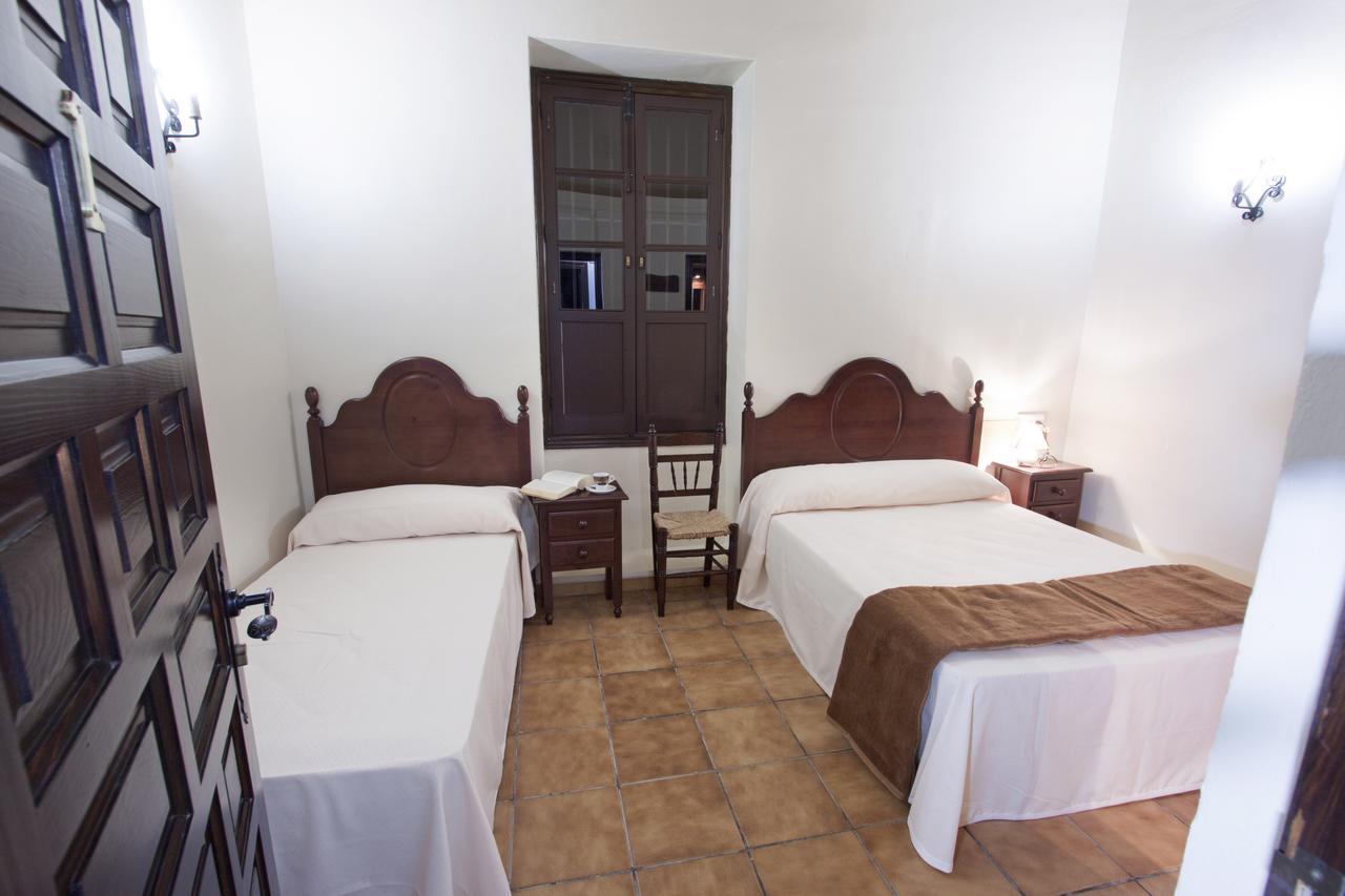 Hotel Puerta De La Sierra Puerto Serrano Εξωτερικό φωτογραφία