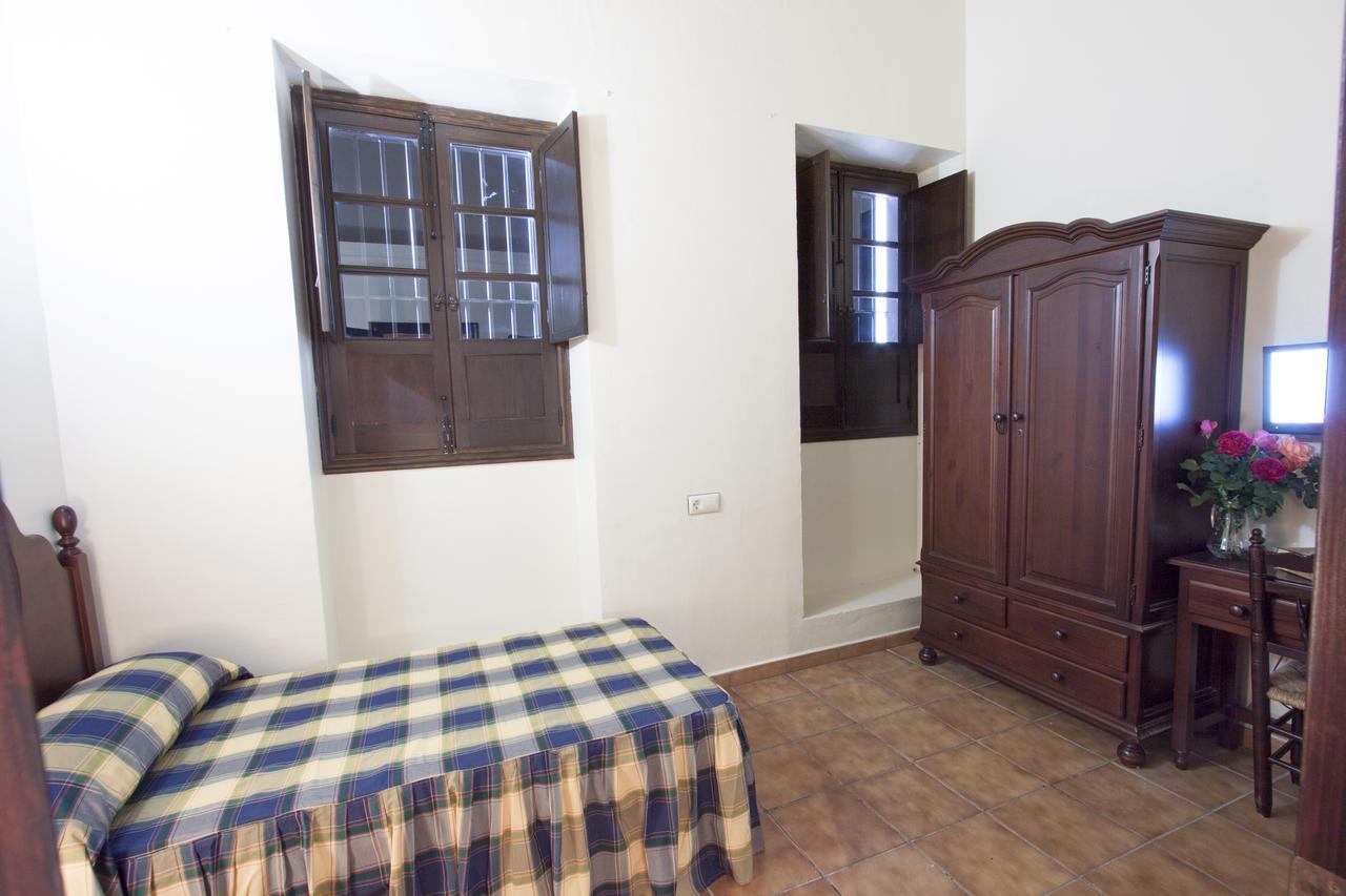 Hotel Puerta De La Sierra Puerto Serrano Εξωτερικό φωτογραφία